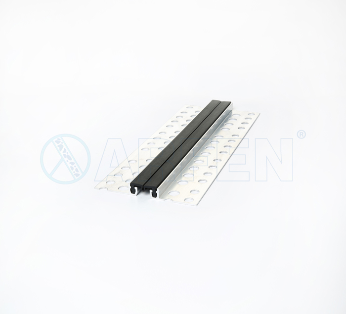 AR100-030